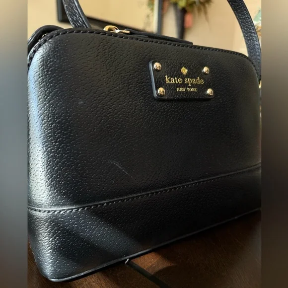 Kate Spade Crossbody - Picture 2 of 6